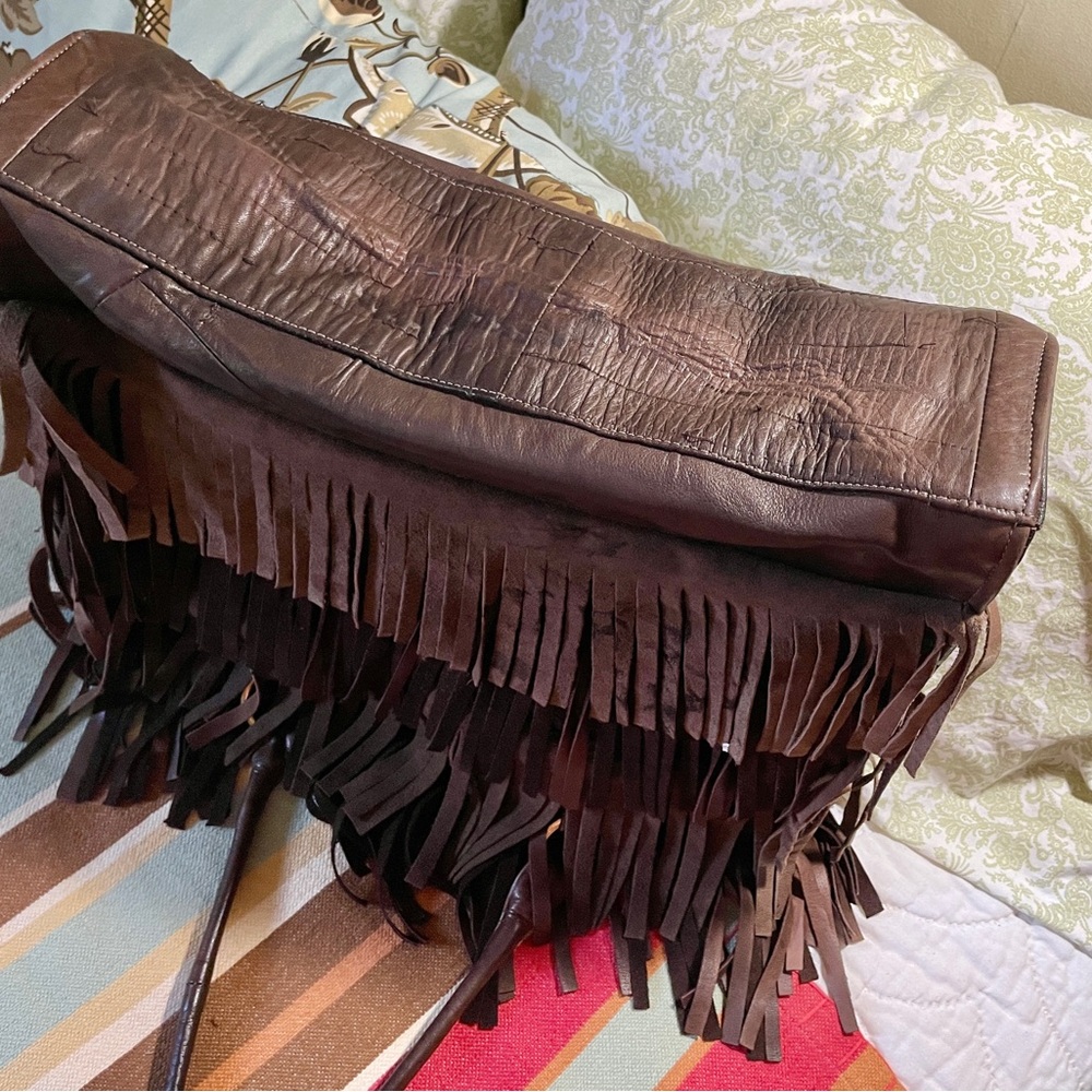 Novella Royale | Fringed Two-Tone Leather Bag ♥ Like new! - Picture 4 of 9